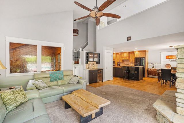 9979 W Main Street, Oshtemo Twp, MI 49009