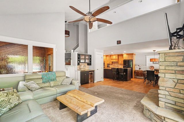 9979 W Main Street, Oshtemo Twp, MI 49009