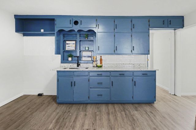 2368 N Payne Ave, Wichita, KS 67204