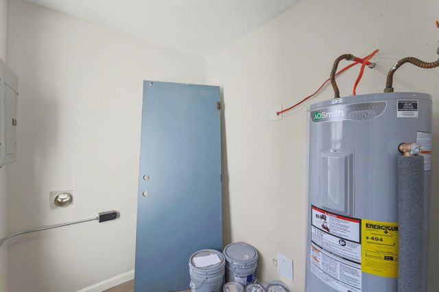 2368 N Payne Ave, Wichita, KS 67204