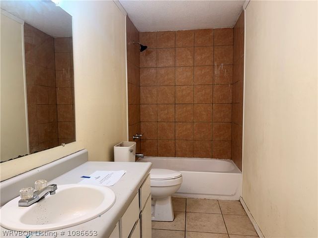 1915 Whippoorwill Drive, Greenwood, AR 72936