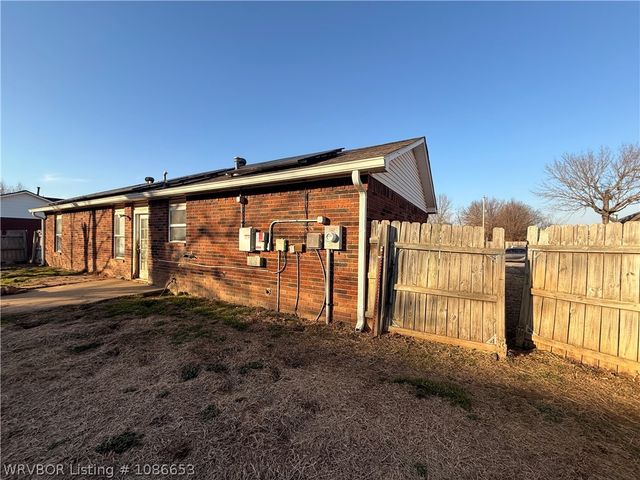 1915 Whippoorwill Drive, Greenwood, AR 72936