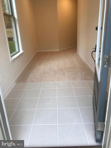 42416 DOGWOOD GLEN SQ, Sterling, VA 20166