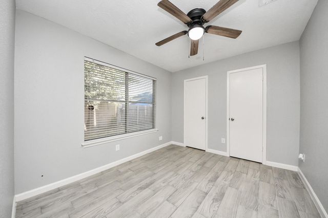 2471 Falls Church Drive, Houston, TX 77067