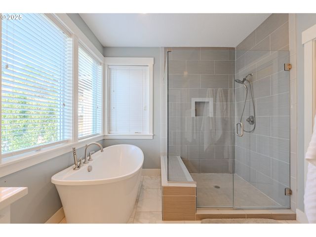 15906 Ne 22ND Ave, Ridgefield, WA 98642