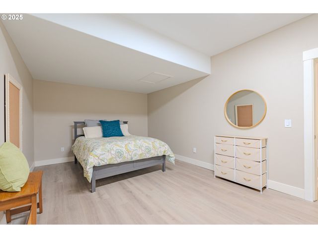 15906 Ne 22ND Ave, Ridgefield, WA 98642