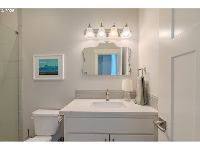 15906 Ne 22ND Ave, Ridgefield, WA 98642