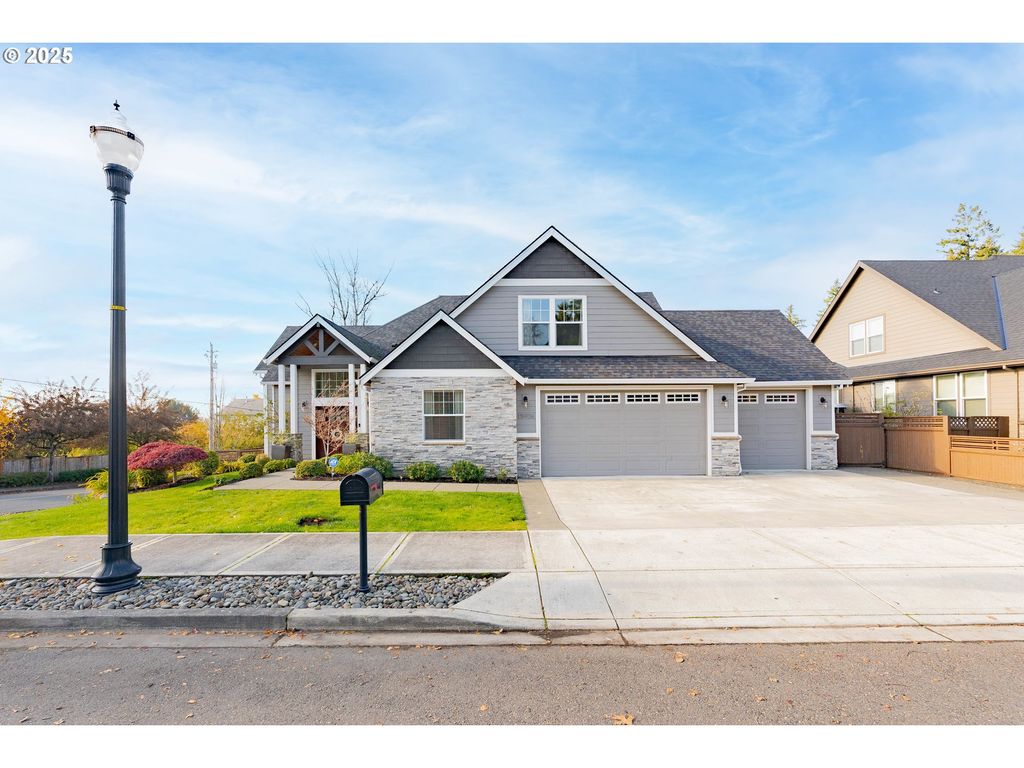 15906 Ne 22ND Ave, Ridgefield, WA 98642