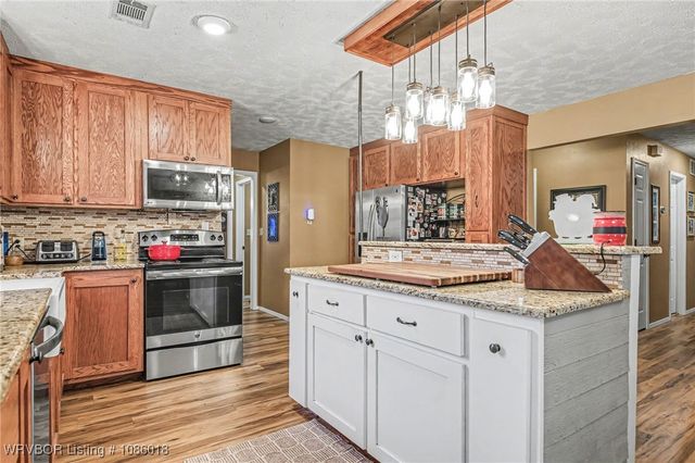 516 Dogwood Hill Trail, Van Buren, AR 72956