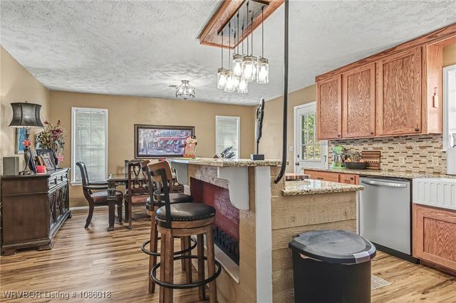 516 Dogwood Hill Trail, Van Buren, AR 72956