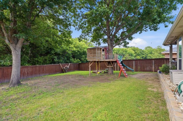 1953 Rustic Creek Drive, Garland, TX 75040