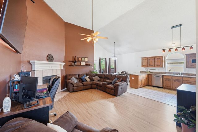 1953 Rustic Creek Drive, Garland, TX 75040