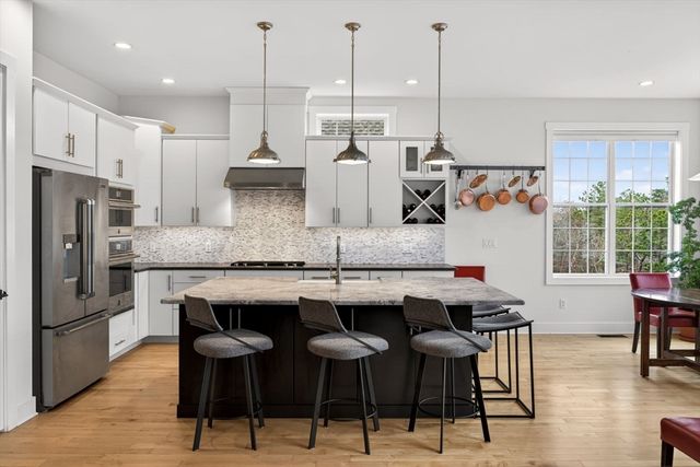 35 Snapping Bow, Plymouth, MA 02360