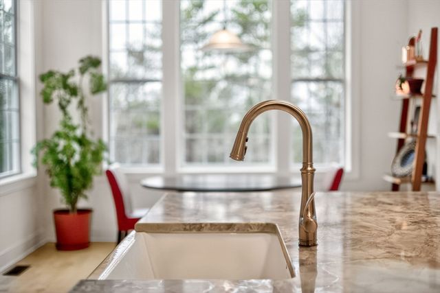 35 Snapping Bow, Plymouth, MA 02360