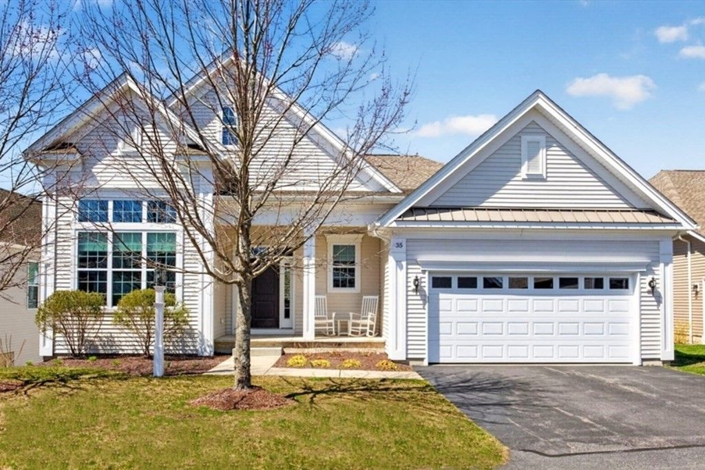 35 Snapping Bow, Plymouth, MA 02360