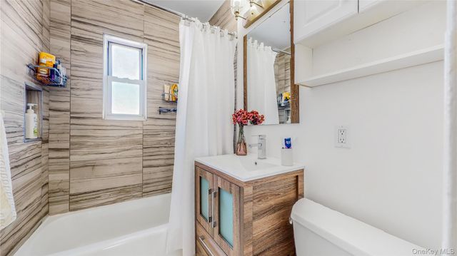 198-18 Pompeii Avenue 2, Hollis, NY 11423