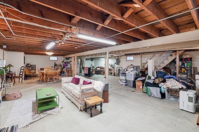 249 Briar Lane, Munster, IN 46321