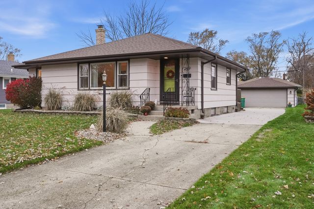 249 Briar Lane, Munster, IN 46321