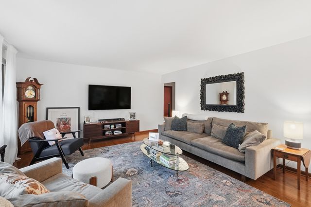 249 Briar Lane, Munster, IN 46321