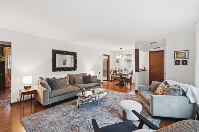 249 Briar Lane, Munster, IN 46321