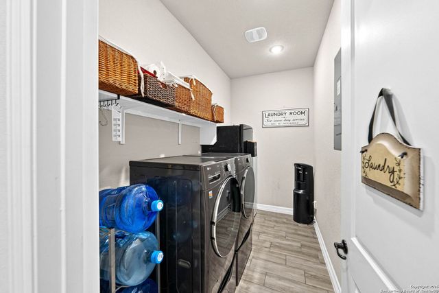 288 LILLY BLUFF, Castroville, TX 78009