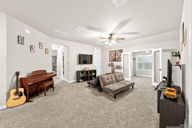 288 LILLY BLUFF, Castroville, TX 78009