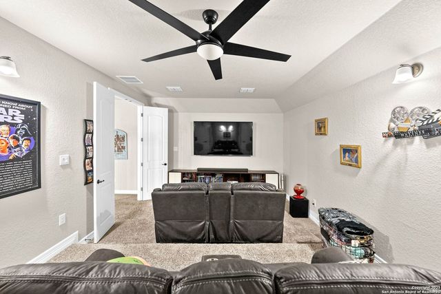 288 LILLY BLUFF, Castroville, TX 78009