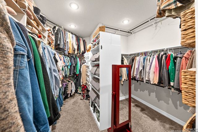 288 LILLY BLUFF, Castroville, TX 78009