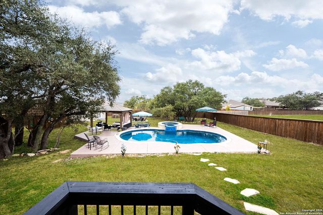 288 LILLY BLUFF, Castroville, TX 78009