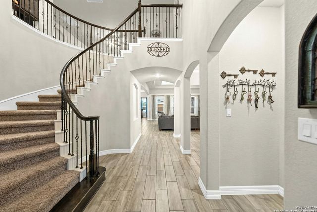 288 LILLY BLUFF, Castroville, TX 78009