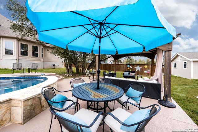 288 LILLY BLUFF, Castroville, TX 78009