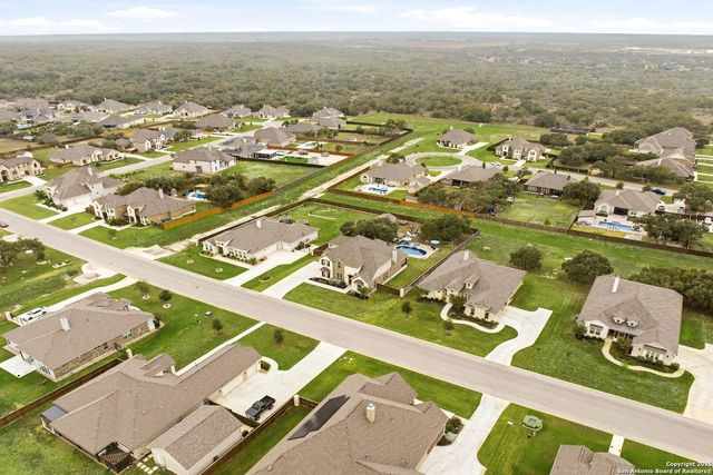 288 LILLY BLUFF, Castroville, TX 78009