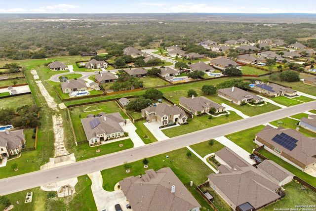 288 LILLY BLUFF, Castroville, TX 78009