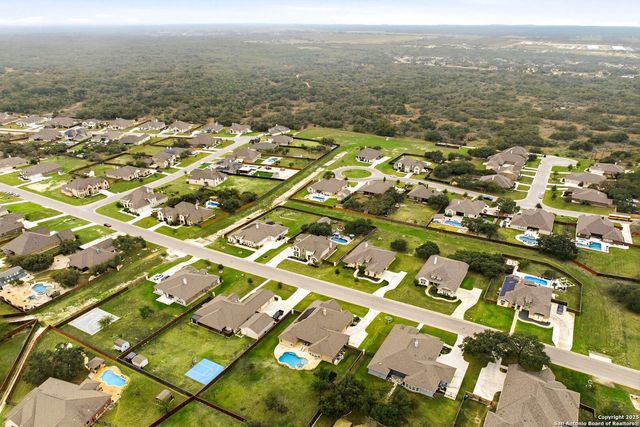 288 LILLY BLUFF, Castroville, TX 78009