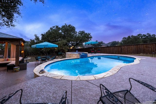 288 LILLY BLUFF, Castroville, TX 78009