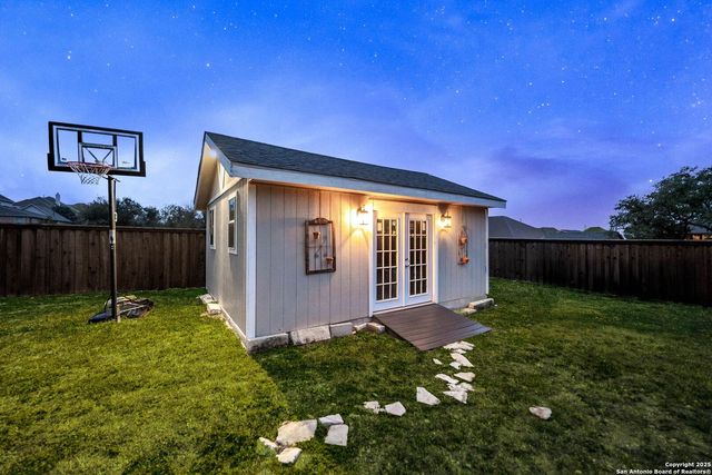 288 LILLY BLUFF, Castroville, TX 78009