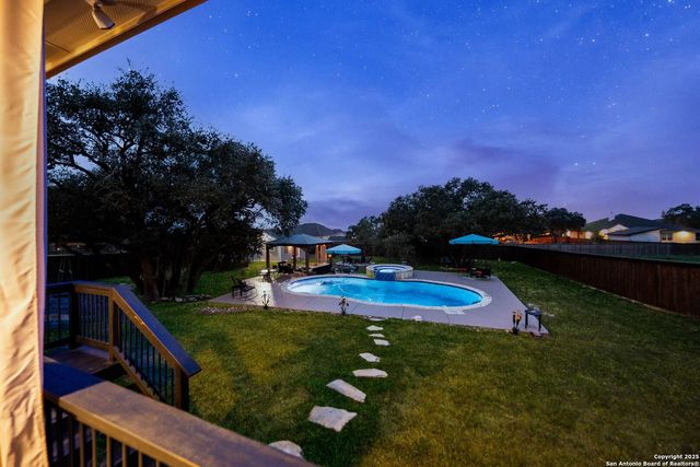 288 LILLY BLUFF, Castroville, TX 78009