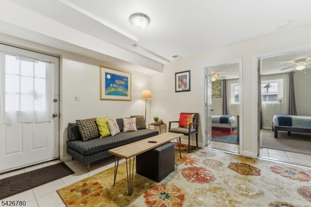 286 Mayor Gibson, Newark City, NJ 07104