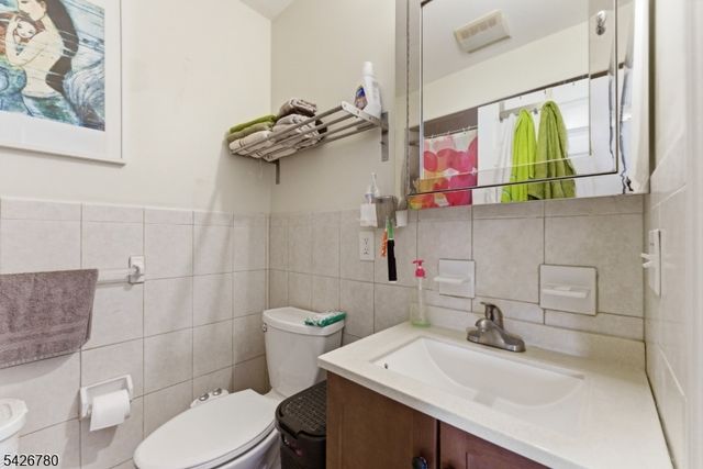 286 Mayor Gibson, Newark City, NJ 07104