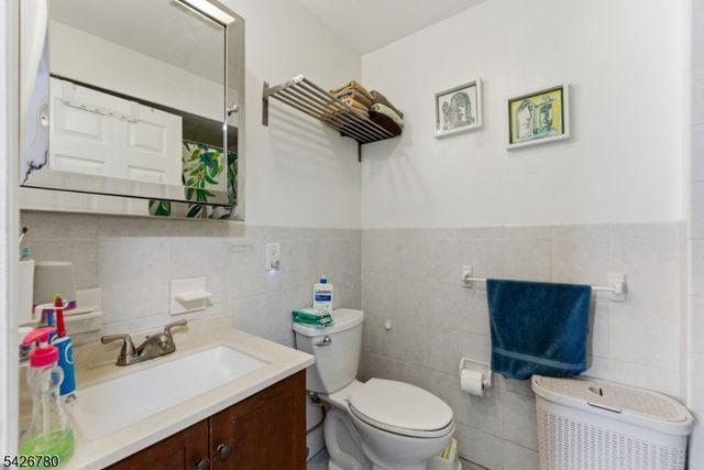 286 Mayor Gibson, Newark City, NJ 07104