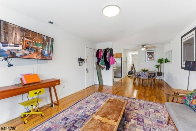 286 Mayor Gibson, Newark City, NJ 07104