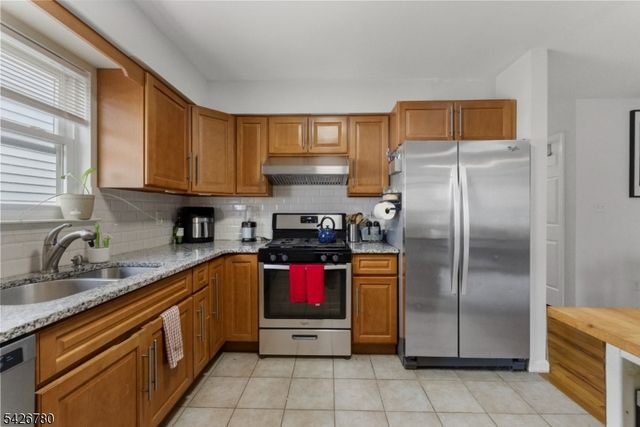 286 Mayor Gibson, Newark City, NJ 07104