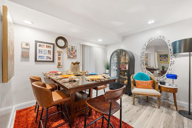 549 4th Street, Ronkonkoma, NY 11779