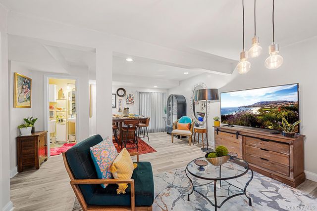 549 4th Street, Ronkonkoma, NY 11779