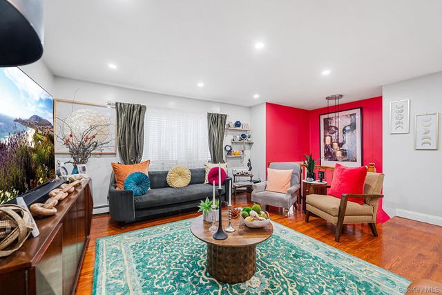 549 4th Street, Ronkonkoma, NY 11779