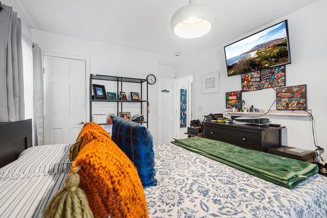 549 4th Street, Ronkonkoma, NY 11779