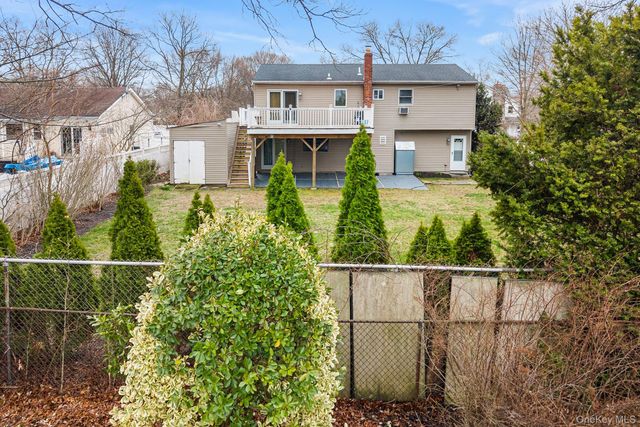 549 4th Street, Ronkonkoma, NY 11779