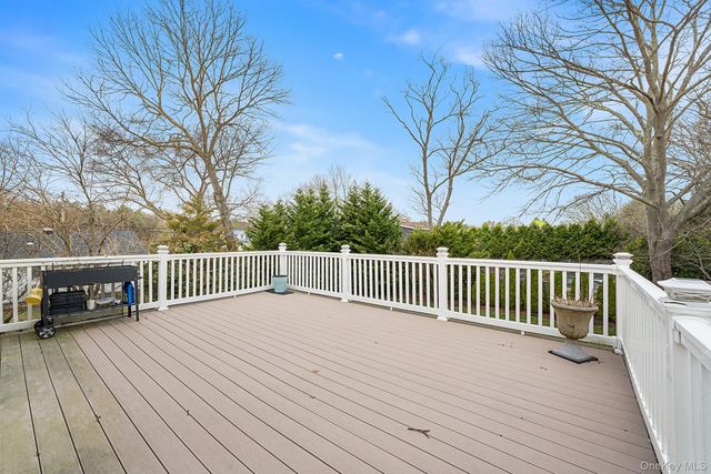 549 4th Street, Ronkonkoma, NY 11779