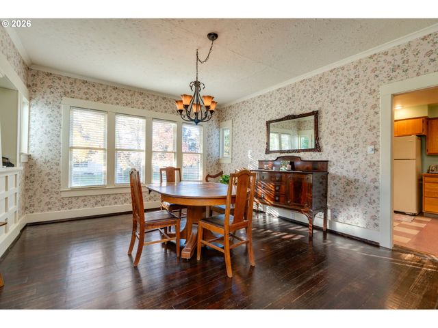 407 Ne 13TH St, Mc Minnville, OR 97128