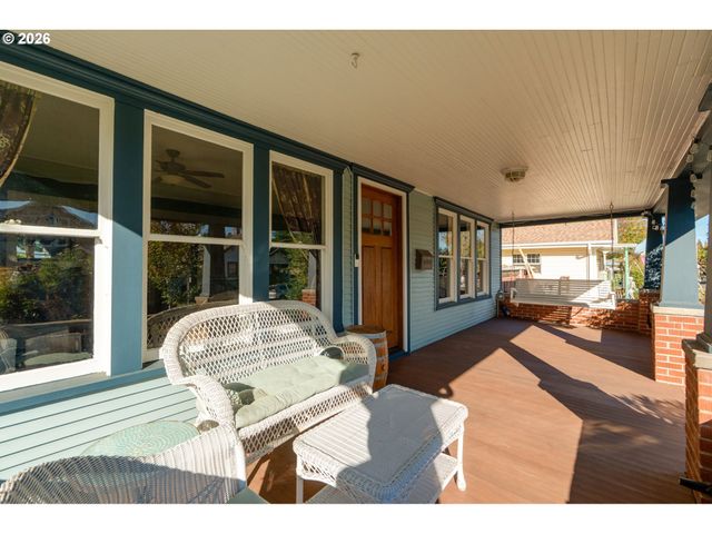 407 Ne 13TH St, Mc Minnville, OR 97128